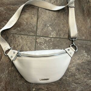 Pixie mood cross body